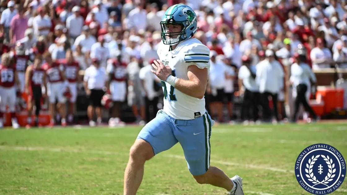Football’s Ethan Hudak Named a Semifinalist for the 2024 Campbell Trophy