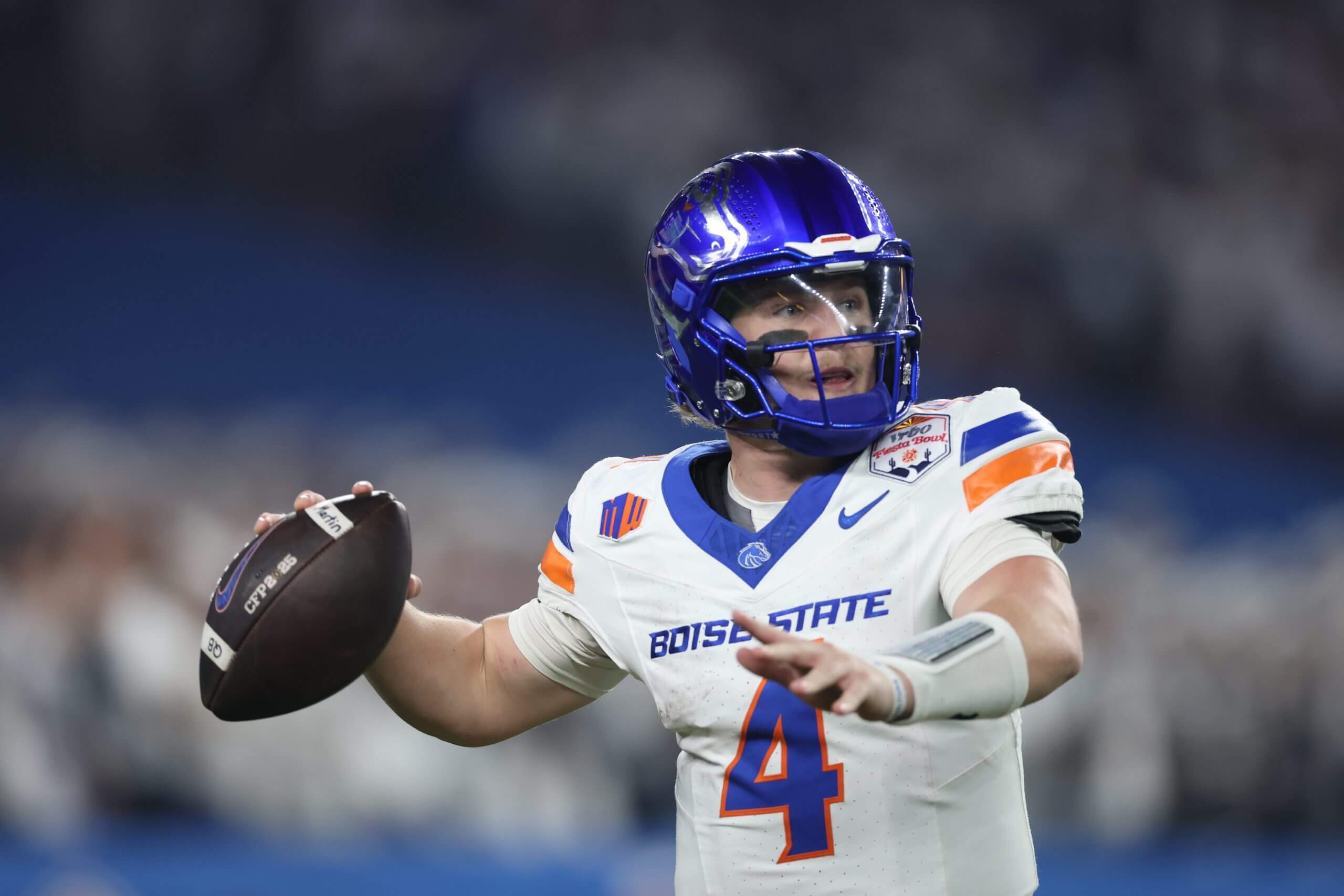 Group of 5, Notre Dame odds, win totals, projections: Who makes the CFP?