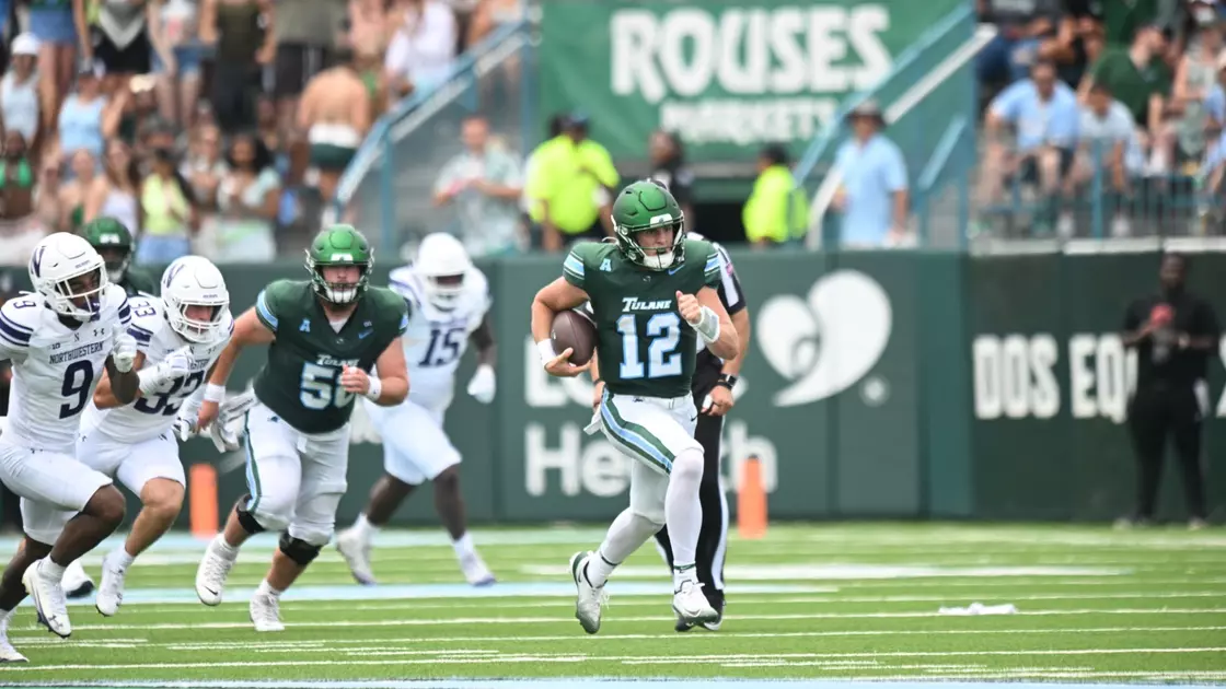Football Rolls Over Northwestern, 23-3