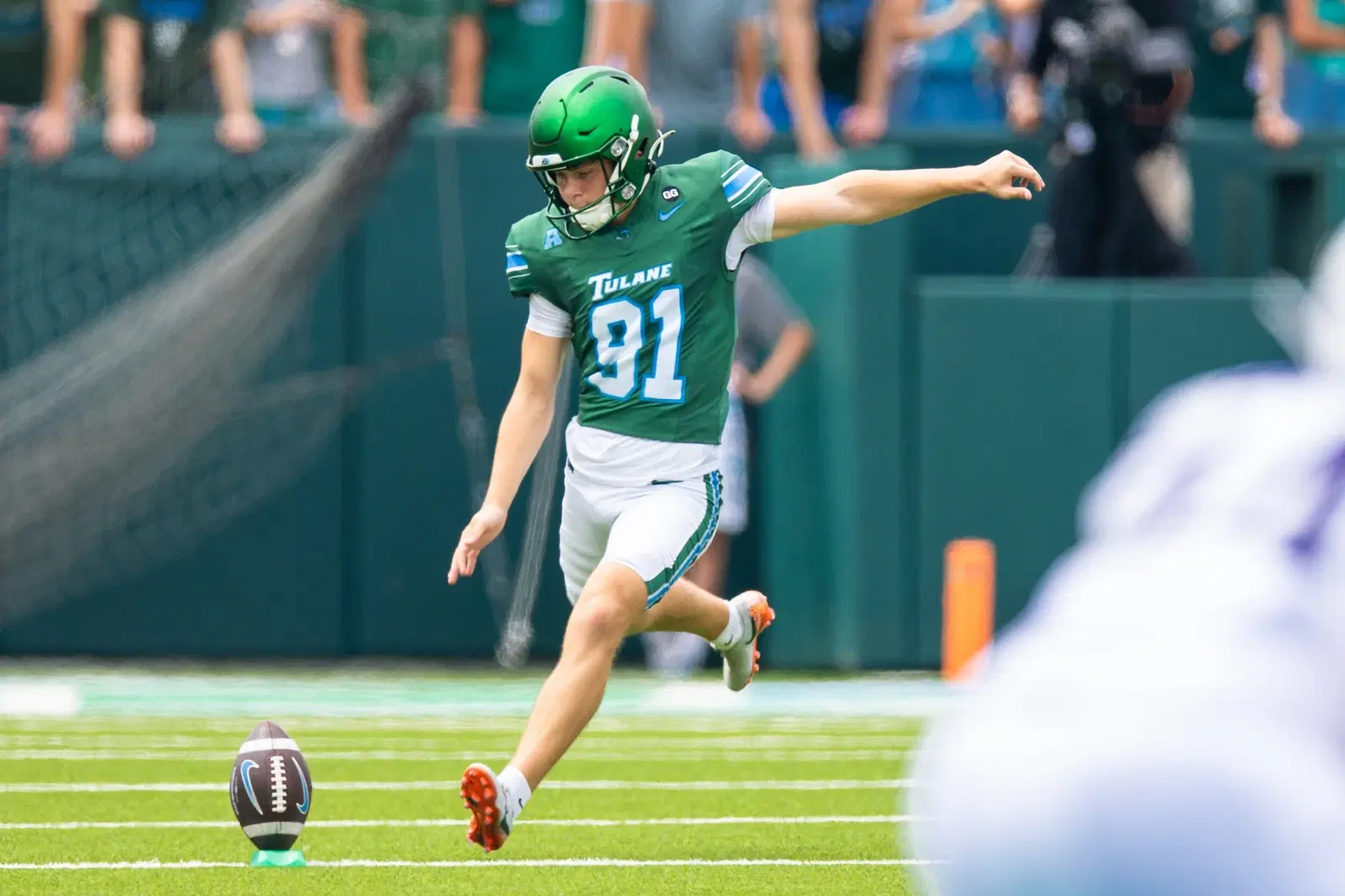 Tulane Football Excels in Special Teams as Kicker Lands American Conference Honors