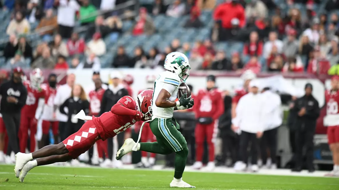 No. 24 Football Earns 37-13 Road Victory Over Temple