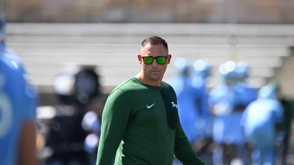 No. 24 Football’s Johnathan Galante Named A Nominee for Broyles Award