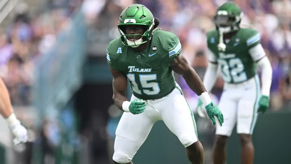 Football’s Sam Howard Named As Nominee for Burlsworth Trophy