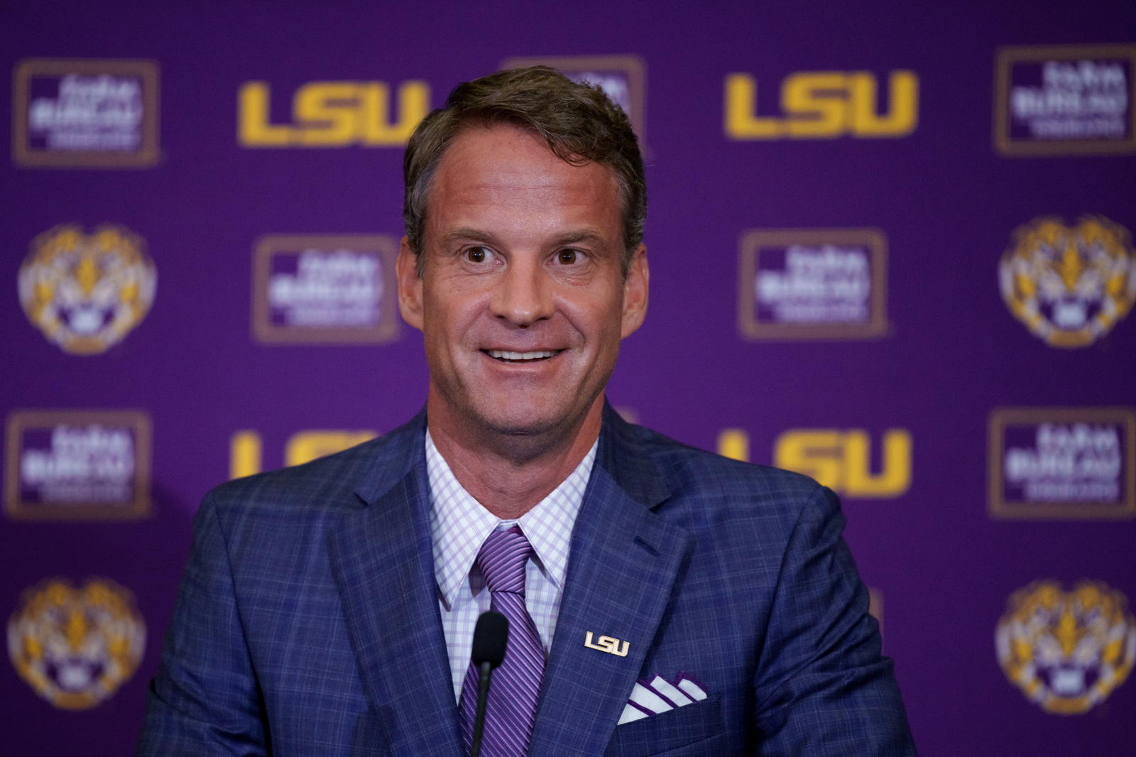 LSU DC Blake Baker Reported Favorite for Tulane Job as Lane Kiffin Makes Push To Retain